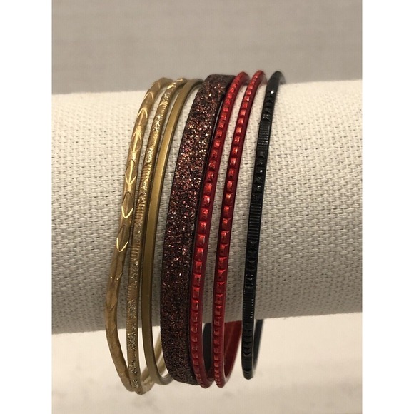 Jewelry - Lot of 7 Bangle Bracelets‎ Gold Tone Stackable Boho Retro Multi Color Cottage